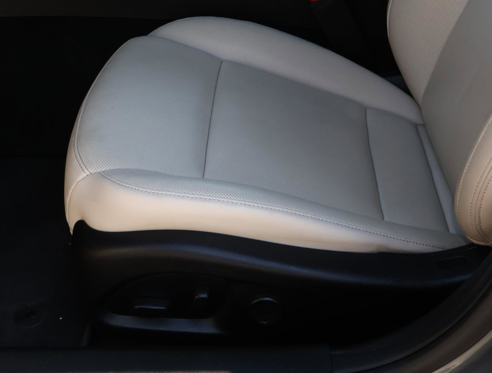 Certified 2020 Cadillac CT4 Premium Luxury w/ Climate Package image 18