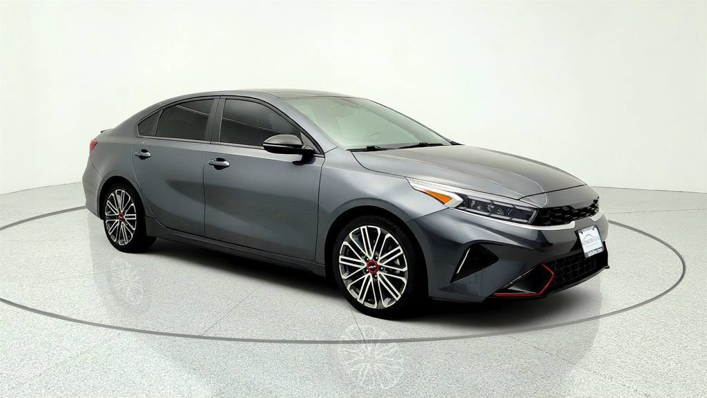 Used 2022 Kia Forte GT FWD image 3