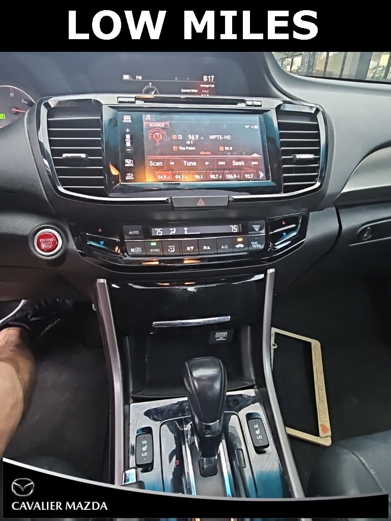 Used 2017 Honda Accord EX-L image 19