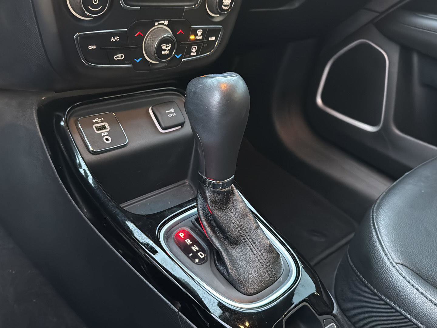 Used 2021 Jeep Compass Latitude image 25