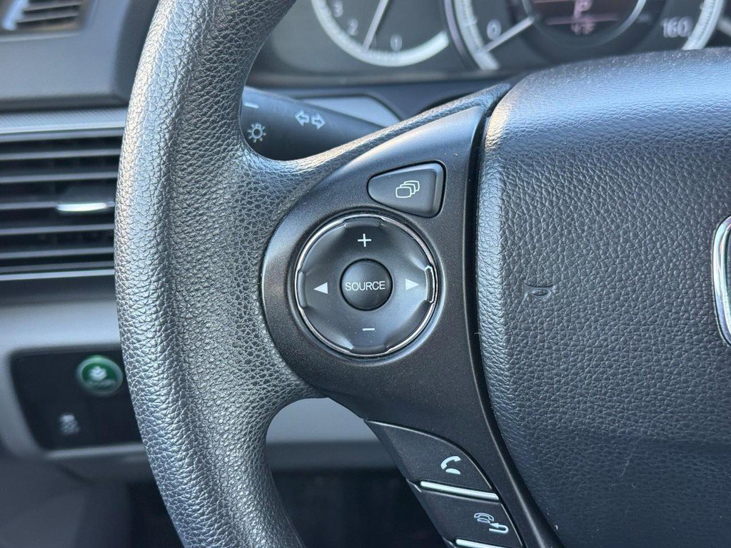 Used 2015 Honda Accord LX image 18