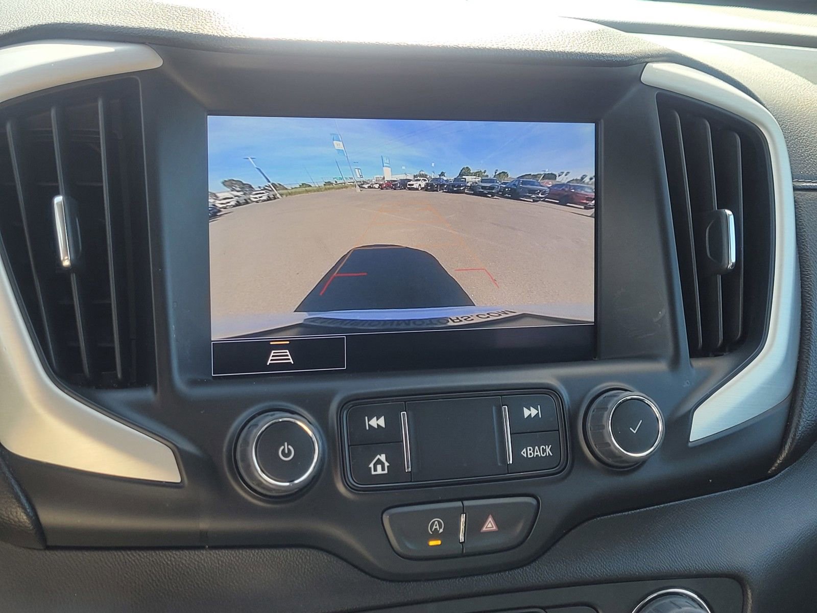 Used 2023 GMC Terrain SLT image 24