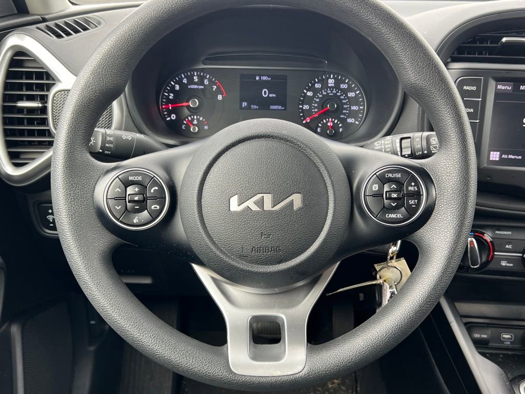 Used 2022 Kia Soul LX image 20