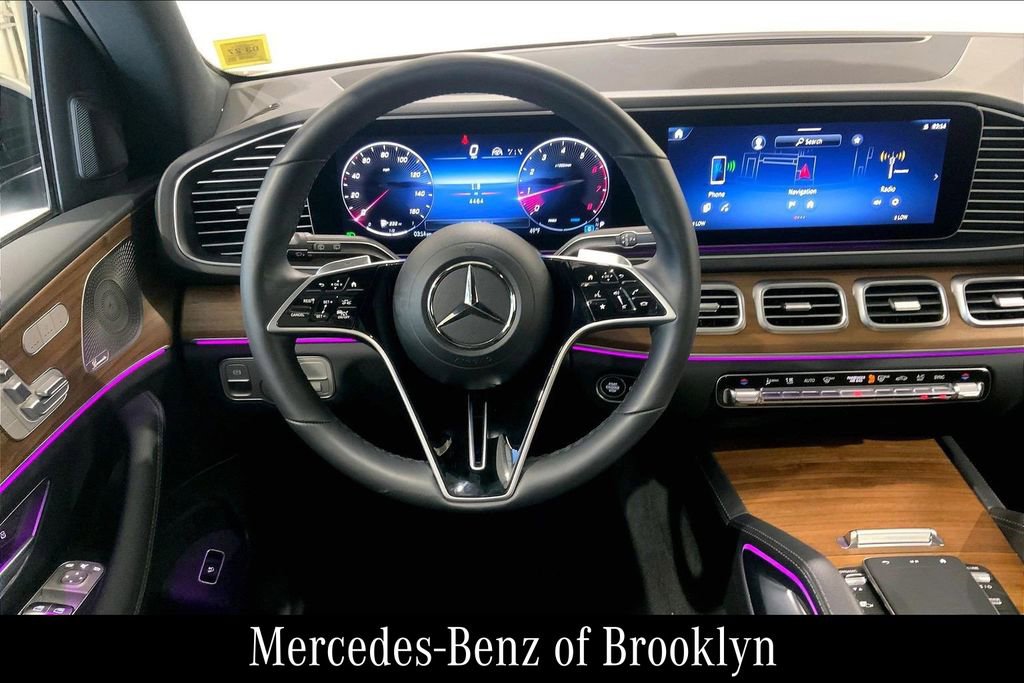 Used 2025 Mercedes-Benz GLE 450 4MATIC image 9