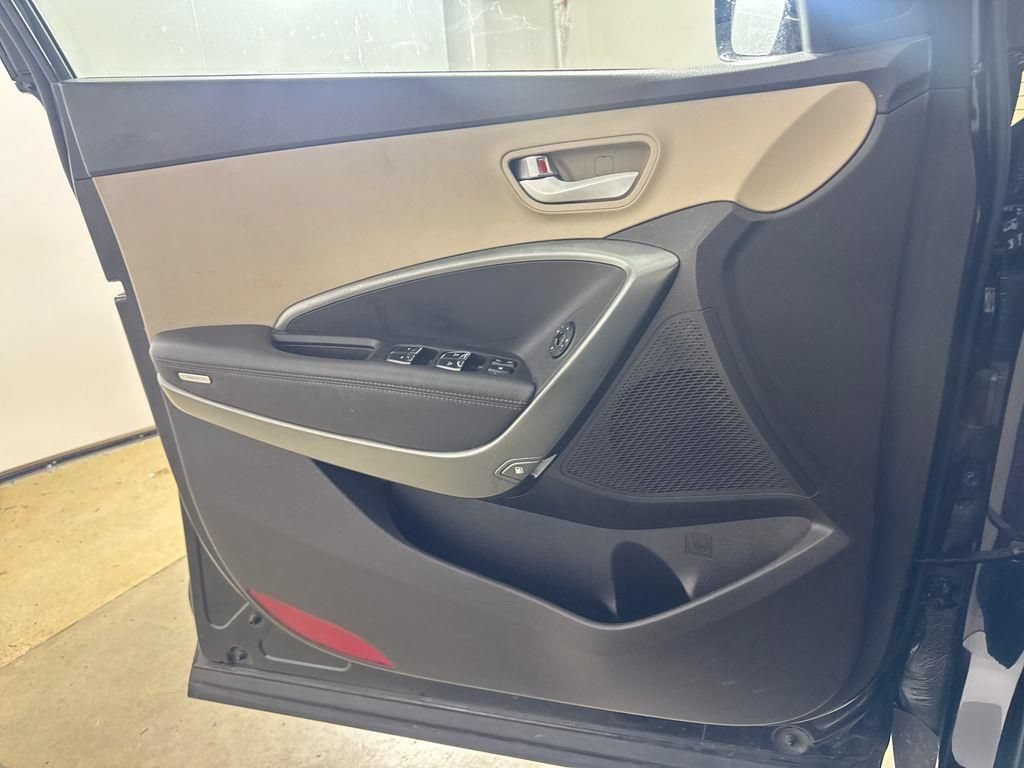 Used 2018 Hyundai Santa Fe Sport FWD image 24