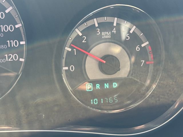 Used 2013 Chrysler 200 Limited image 20