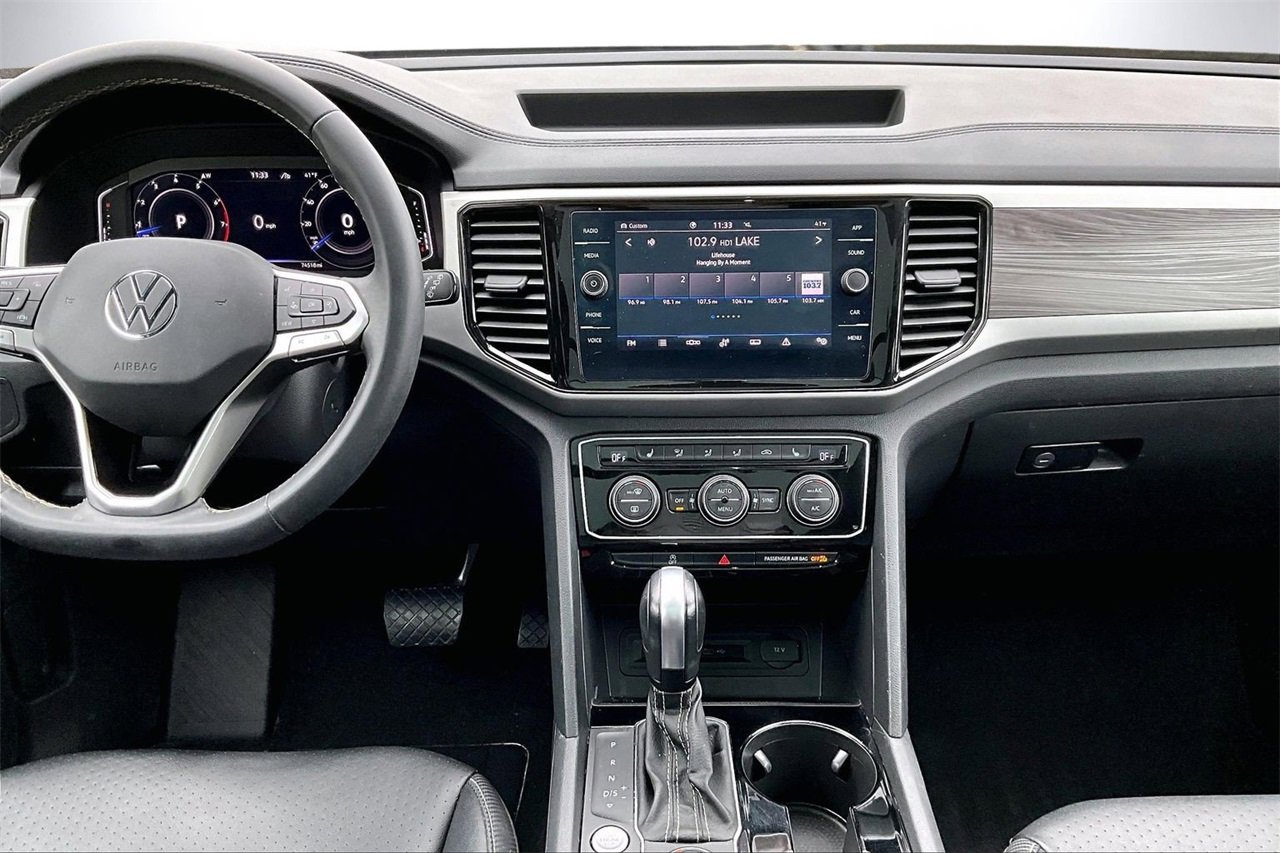 Used 2022 Volkswagen Atlas Cross Sport SE image 12