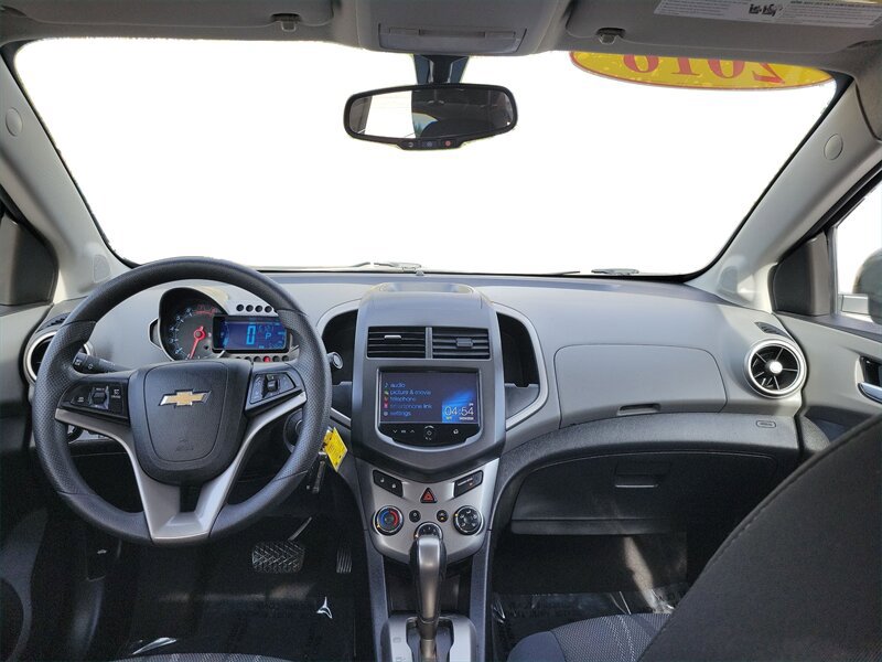 Used 2016 Chevrolet Sonic LT FWD image 20