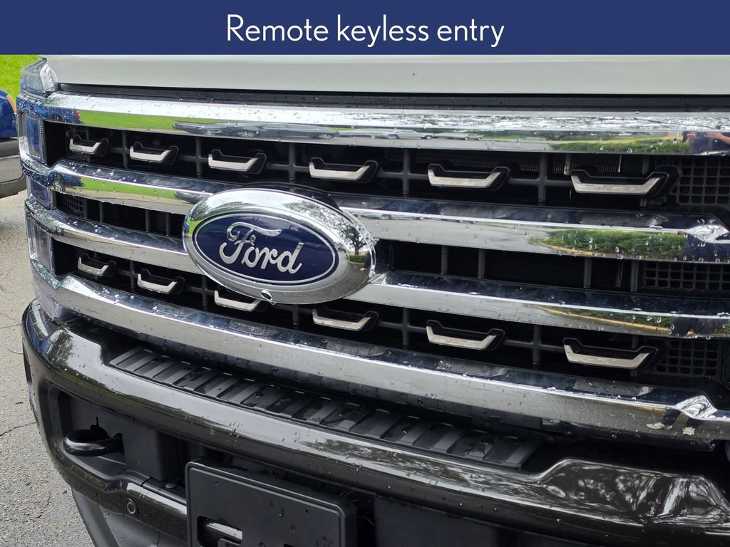 Certified 2025 Ford F250 King Ranch w/ FX4 Off-Road Package AWD/4WD image 16