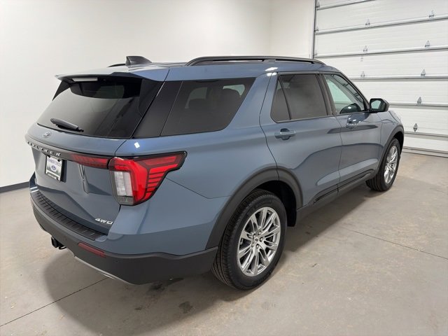 New 2026 Ford Explorer Active w/ Active Comfort Package image 4