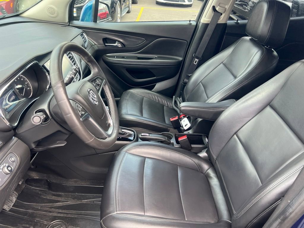 Used 2019 Buick Encore Essence FWD image 4
