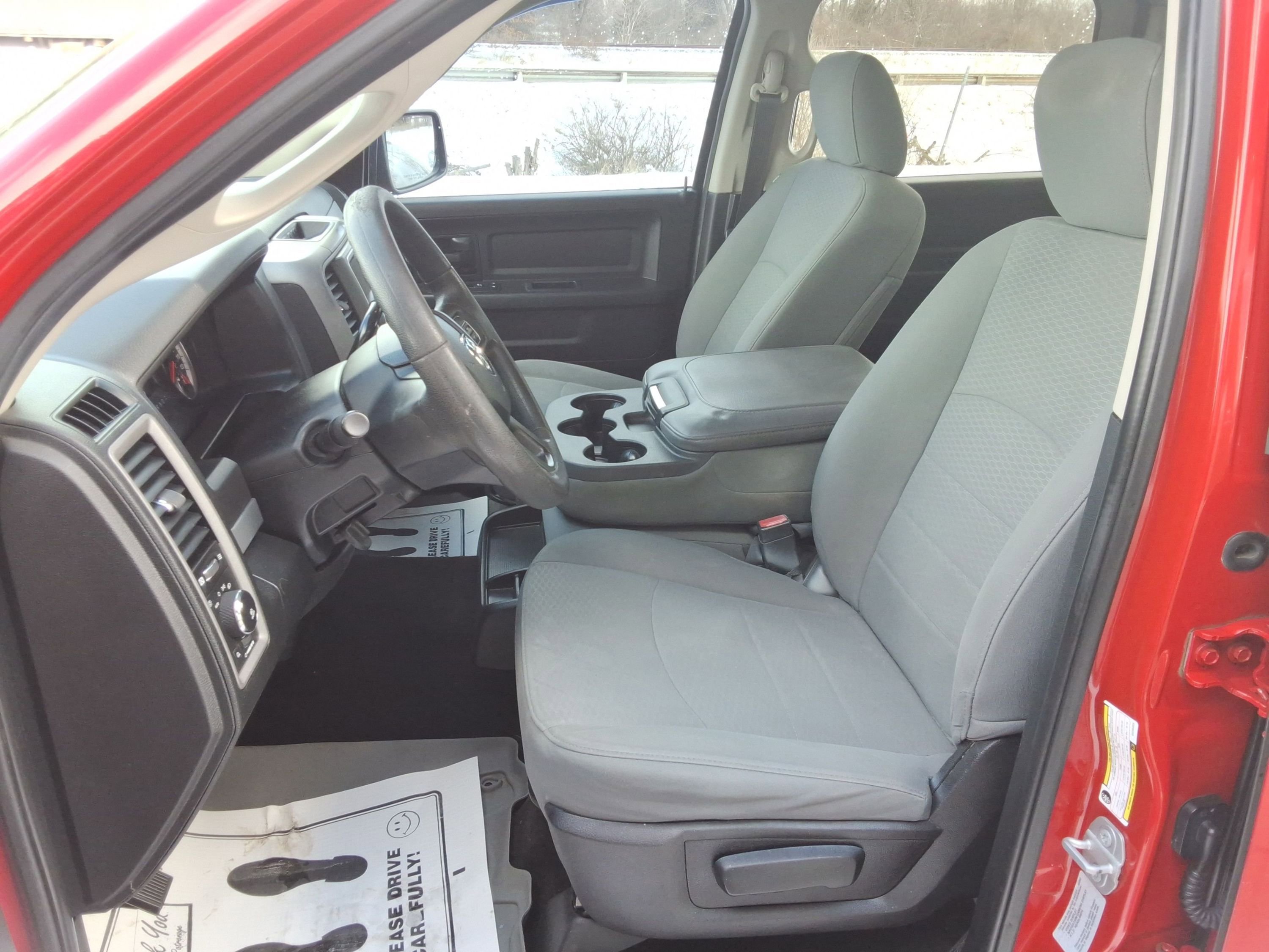 Used 2016 RAM 2500 Tradesman w/ Chrome Appearance Group image 26