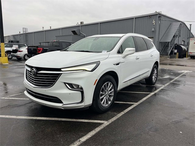 Used 2024 Buick Enclave Premium image 7