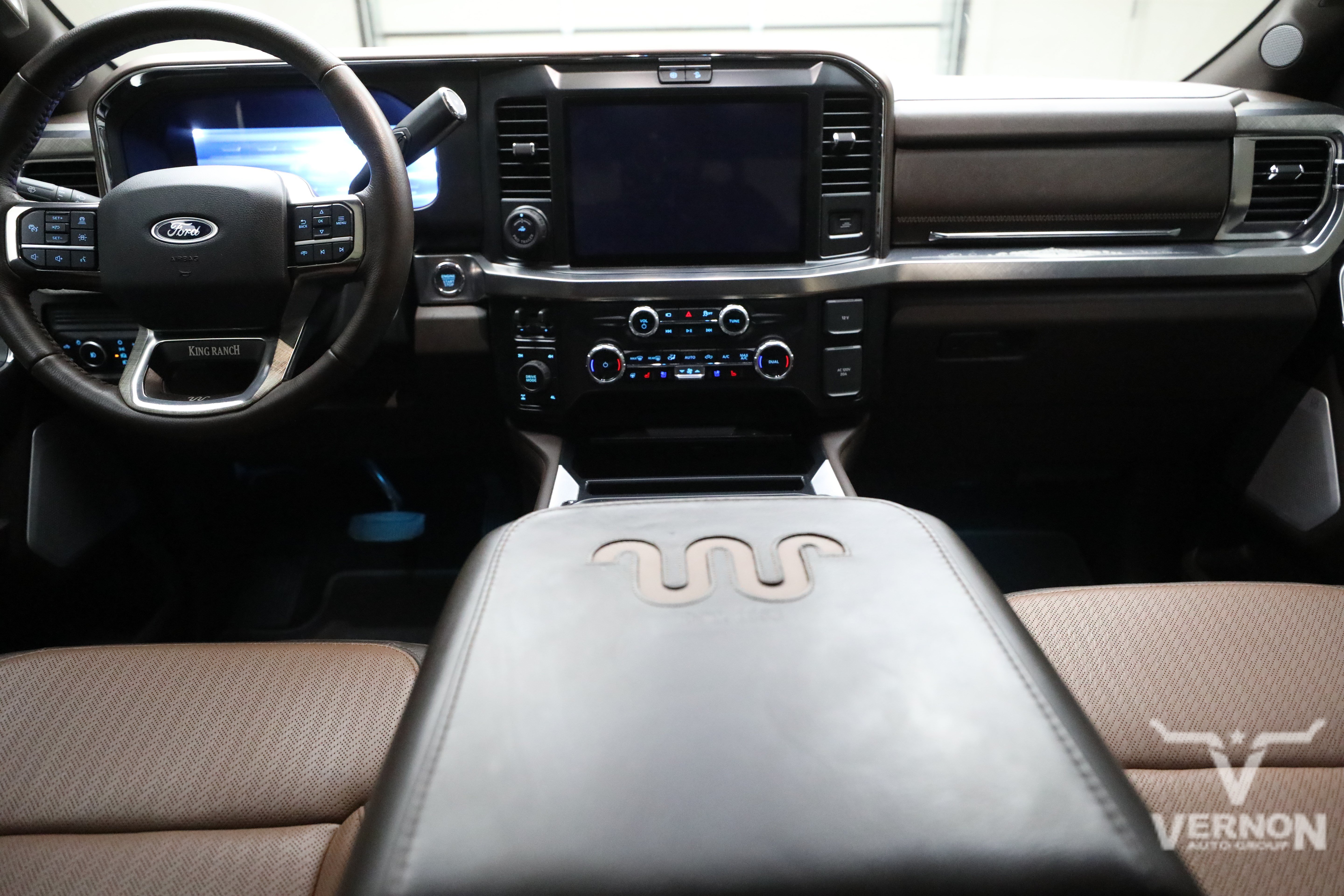 Used 2025 Ford F250 King Ranch AWD/4WD image 13