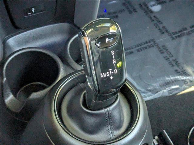Used 2021 MINI Cooper 2-Door Hardtop w/ 6.5" Touchscreen Package FWD image 12