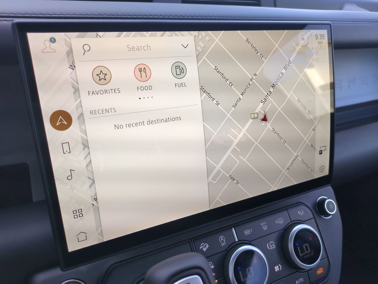 New 2026 Land Rover Defender 110 X-Dynamic SE image 20