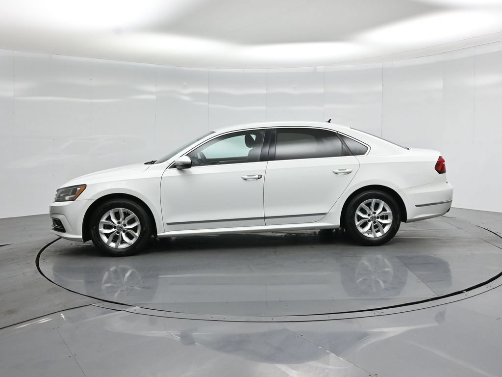 Used 2017 Volkswagen Passat 1.8T S FWD image 30