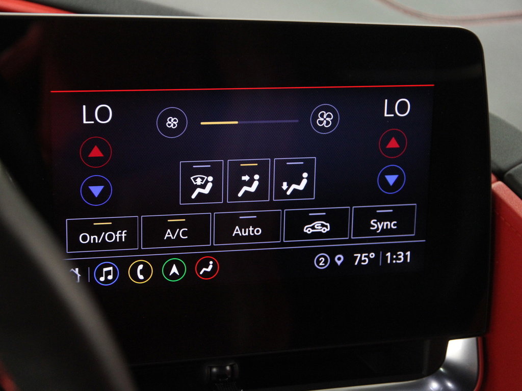 Used 2021 Chevrolet Corvette Stingray Preferred Cpe w/ Z51 Performance Package image 16