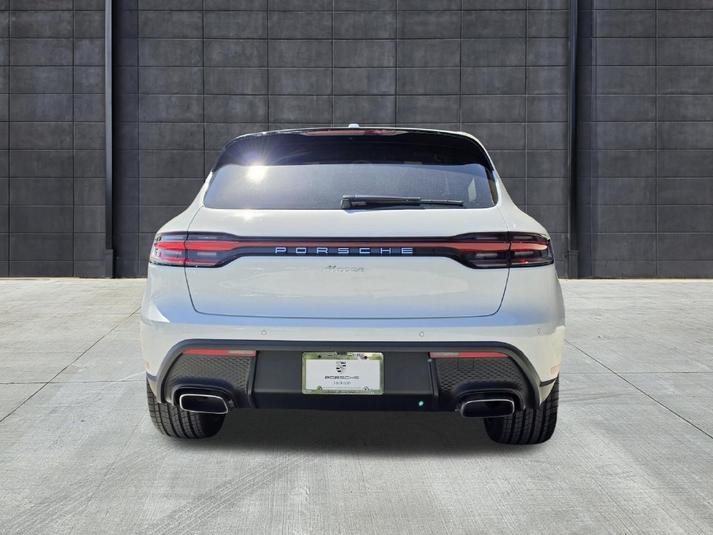 New 2026 Porsche Macan AWD/4WD image 10