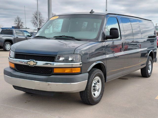 Used 2016 Chevrolet Express 3500 LT w/ LT Preferred Equipment Group image 3