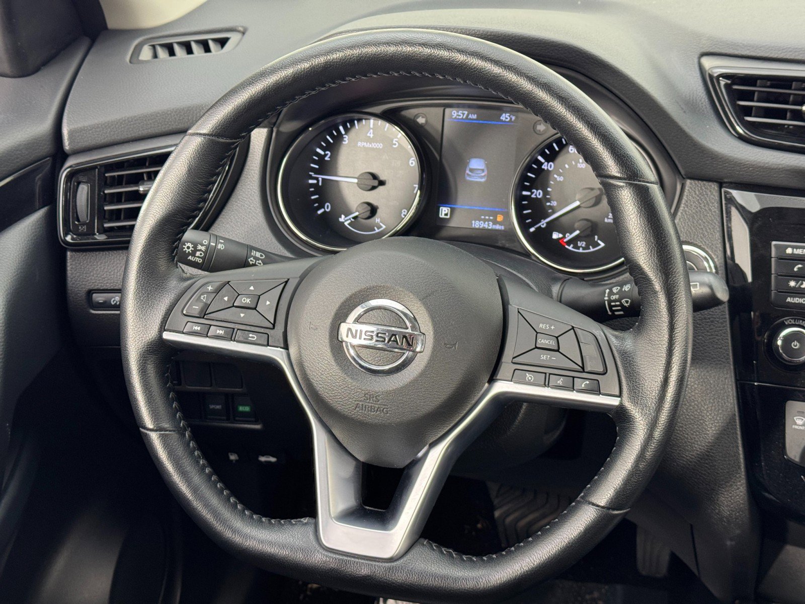 Used 2022 Nissan Rogue Sport SV image 19