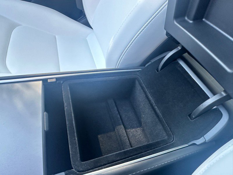 Used 2025 Tesla Model Y Long Range image 19