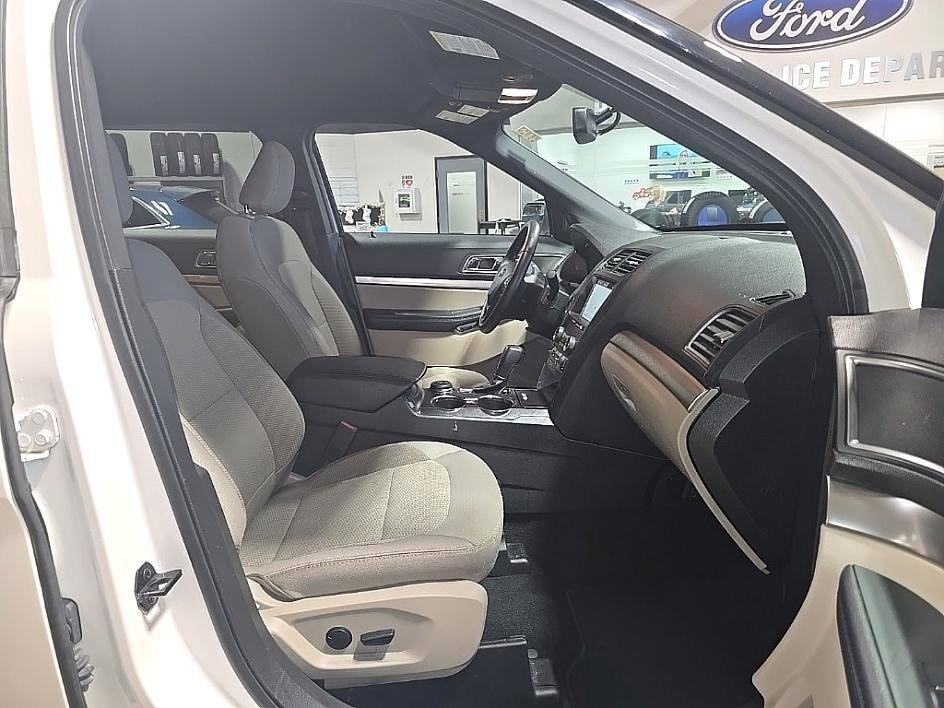 Used 2019 Ford Explorer XLT w/ Equipment Group 201A image 38