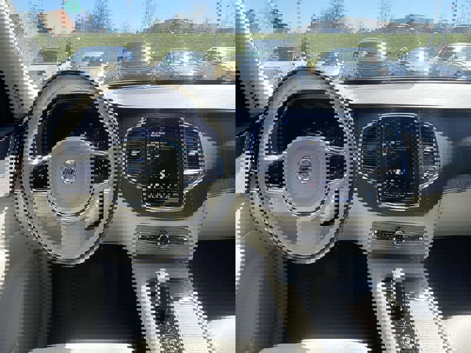 Used 2023 Volvo XC90 B6 Core w/ Protection Package Premier image 14