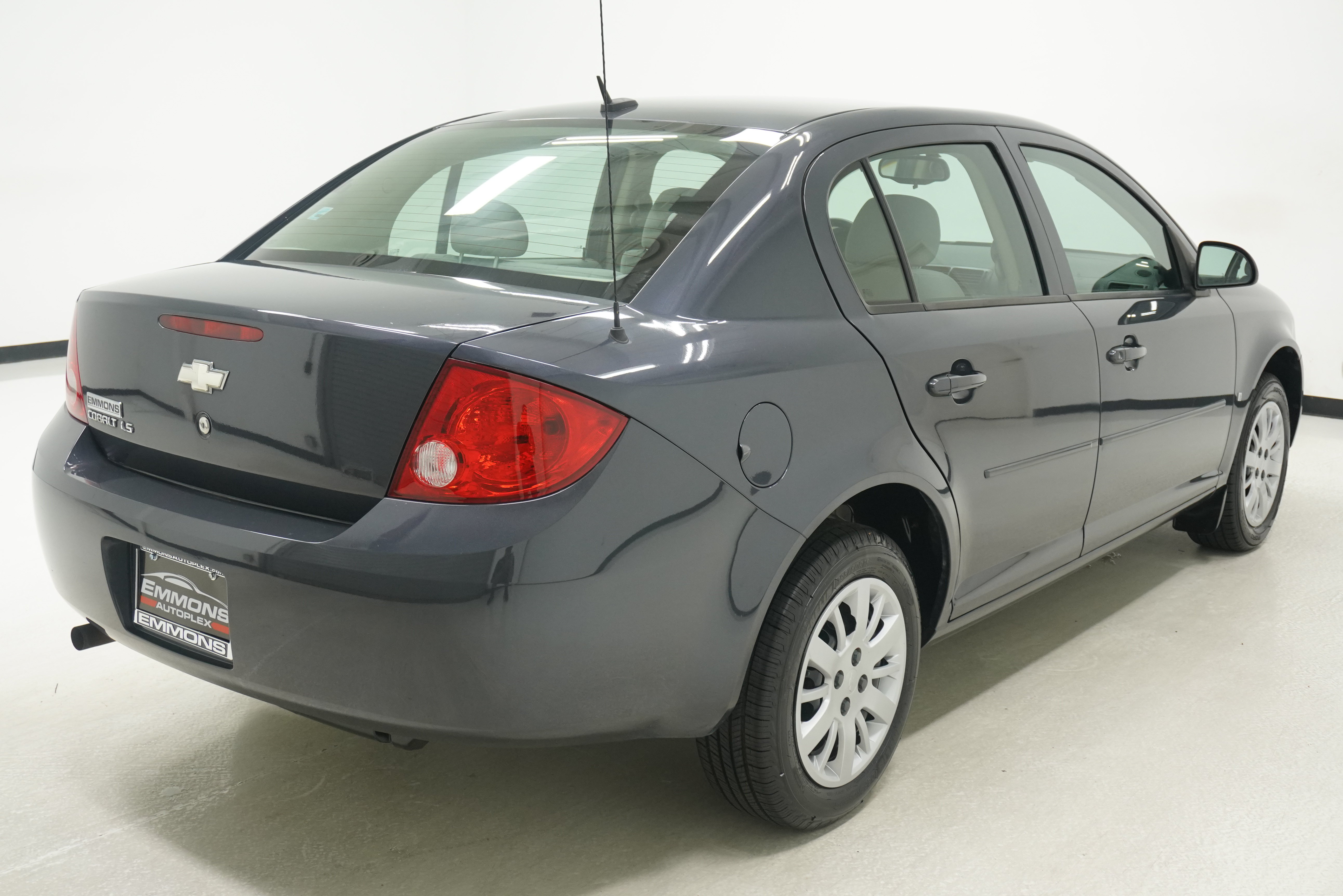 Used 2009 Chevrolet Cobalt LS w/ Protection Package FWD image 4