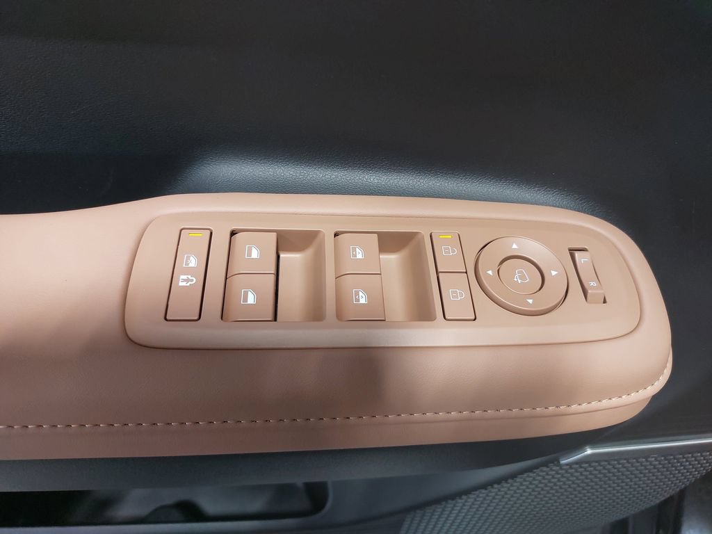 Certified 2026 Hyundai Santa Fe Limited AWD/4WD image 31