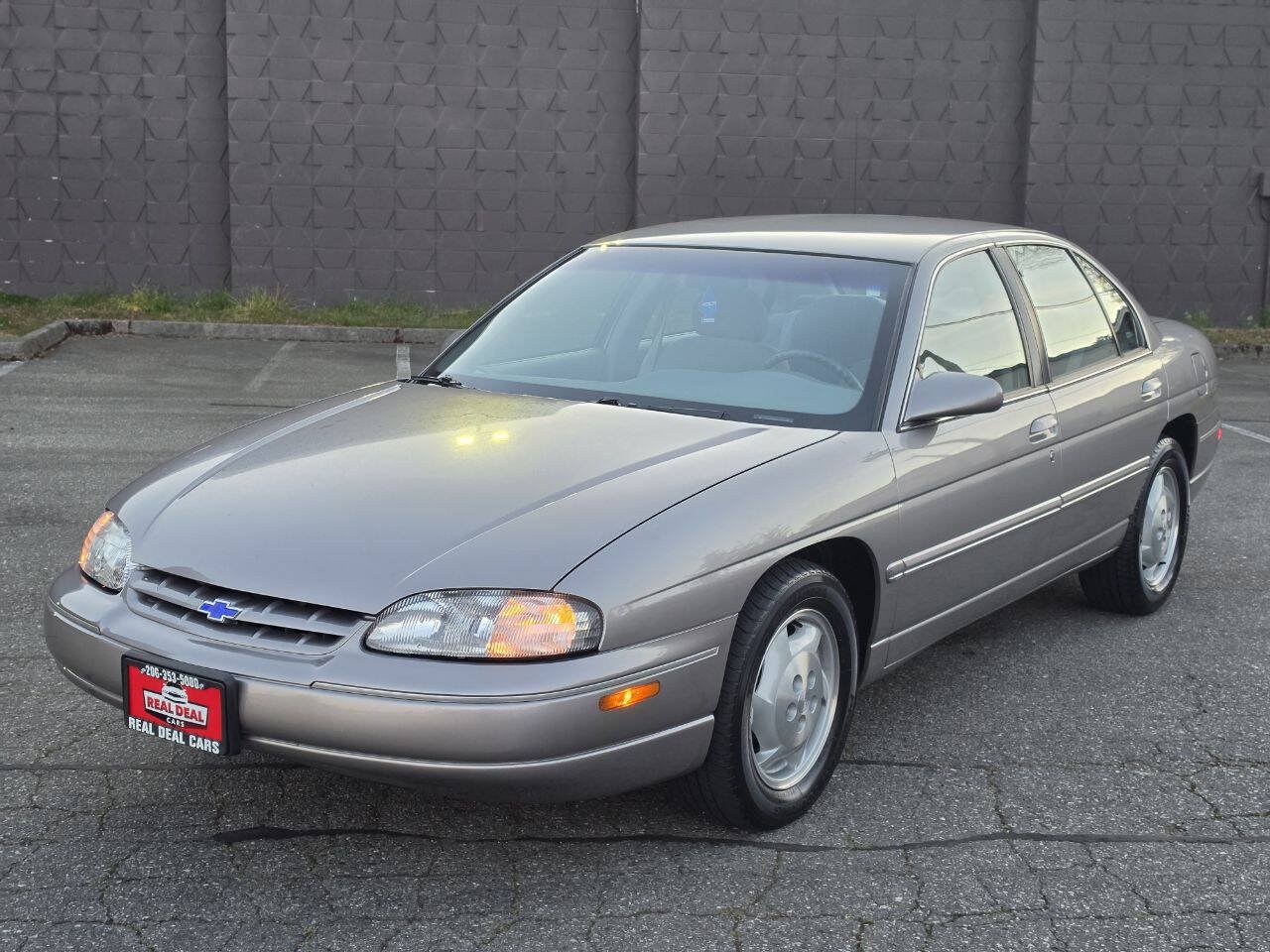 Used 1996 Chevrolet Lumina LS FWD image 16