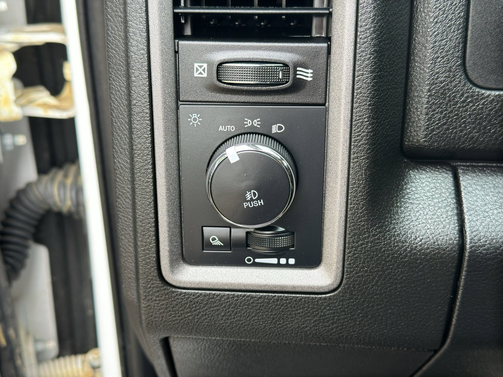 Used 2023 RAM 1500 Express w/ Wheel & Sound Group AWD/4WD image 26