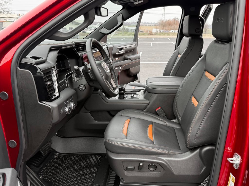 Used 2025 GMC Sierra 1500 AT4 w/ AT4 Premium Package image 3