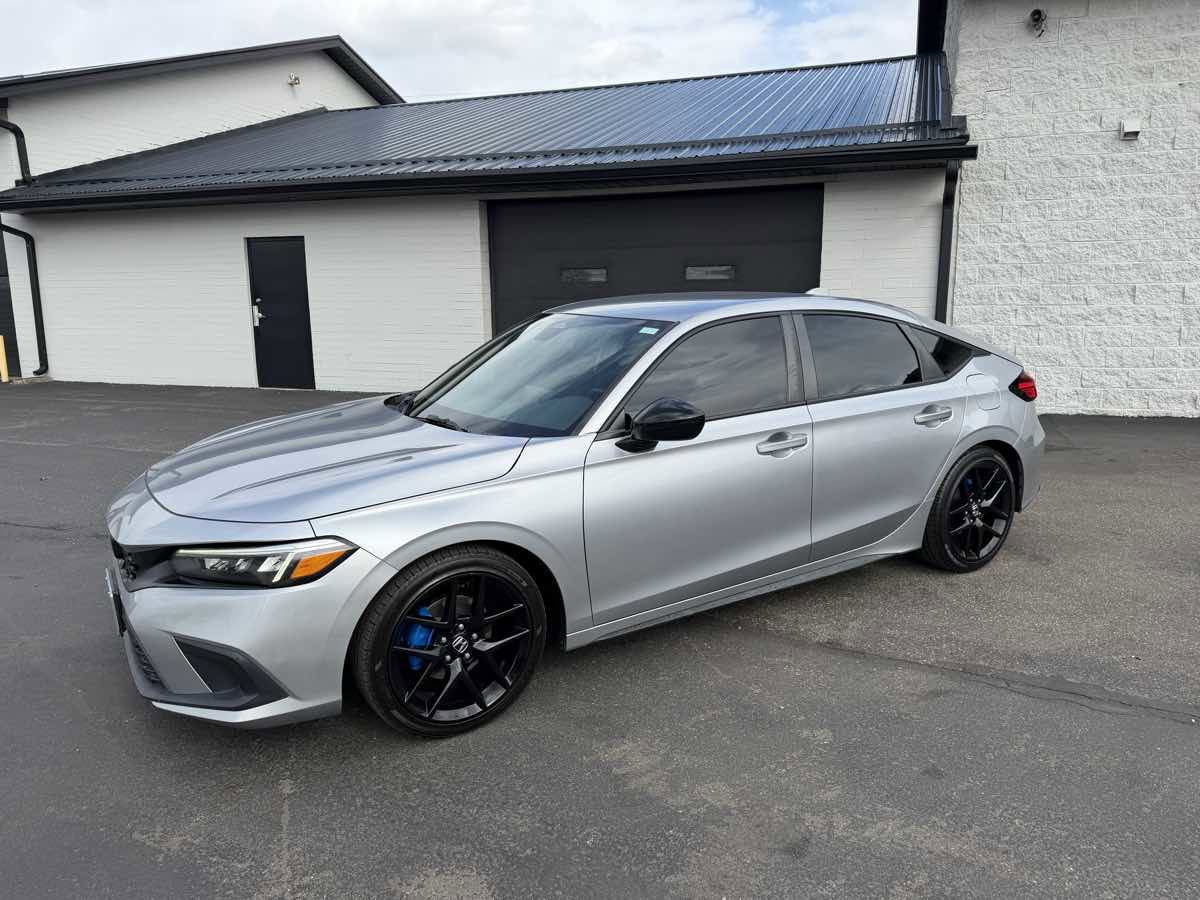 Used 2022 Honda Civic Sport image 2