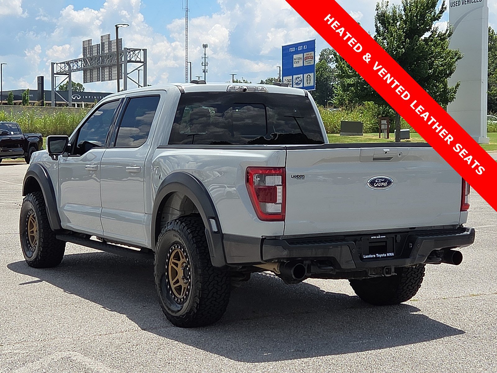 Used 2023 Ford F150 Raptor AWD/4WD image 4