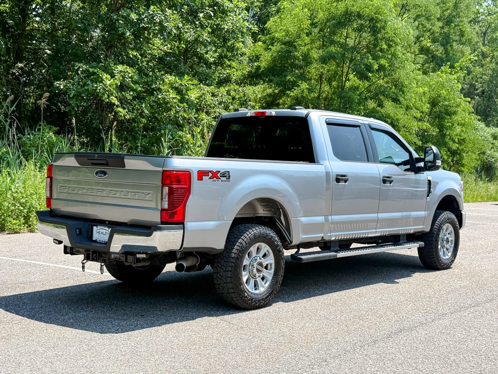 Certified 2020 Ford F250 XLT w/ FX4 Off-Road Package AWD/4WD image 7