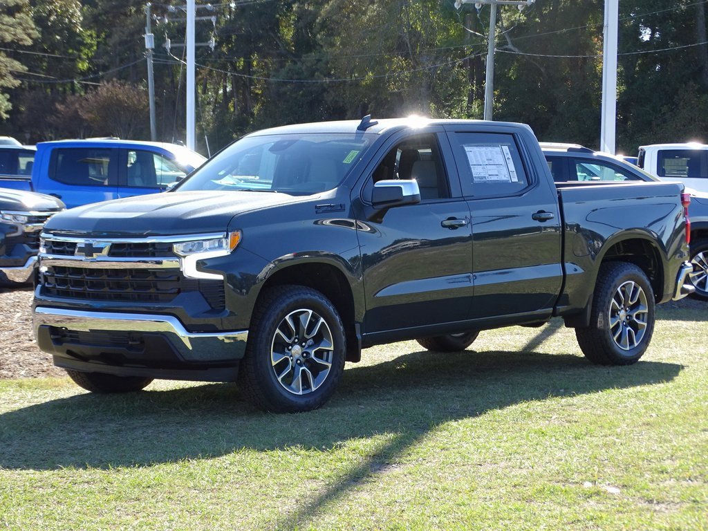 New 2026 Chevrolet Silverado 1500 LT w/ Z71 Off-Road Package image 2