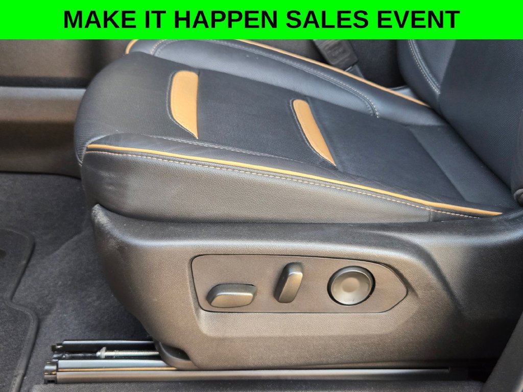 Used 2024 GMC Yukon AT4 w/ AT4 Premium Plus Package AWD/4WD image 14