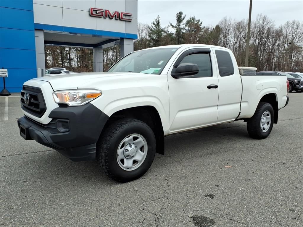Used 2020 Toyota Tacoma SR image 8
