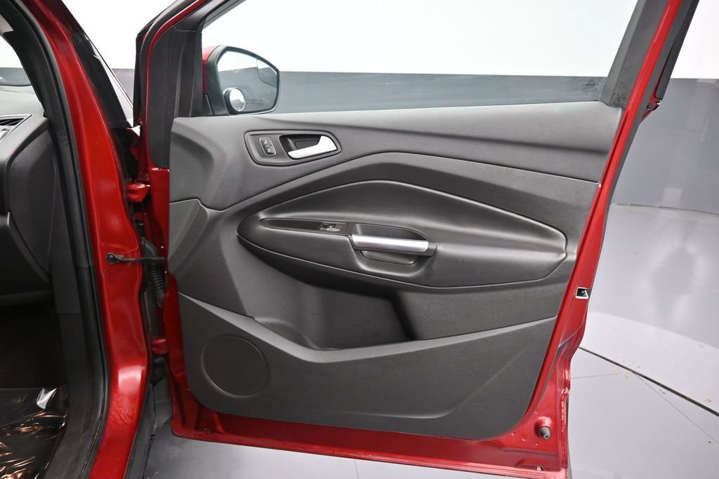 Used 2018 Ford Escape SEL FWD image 34