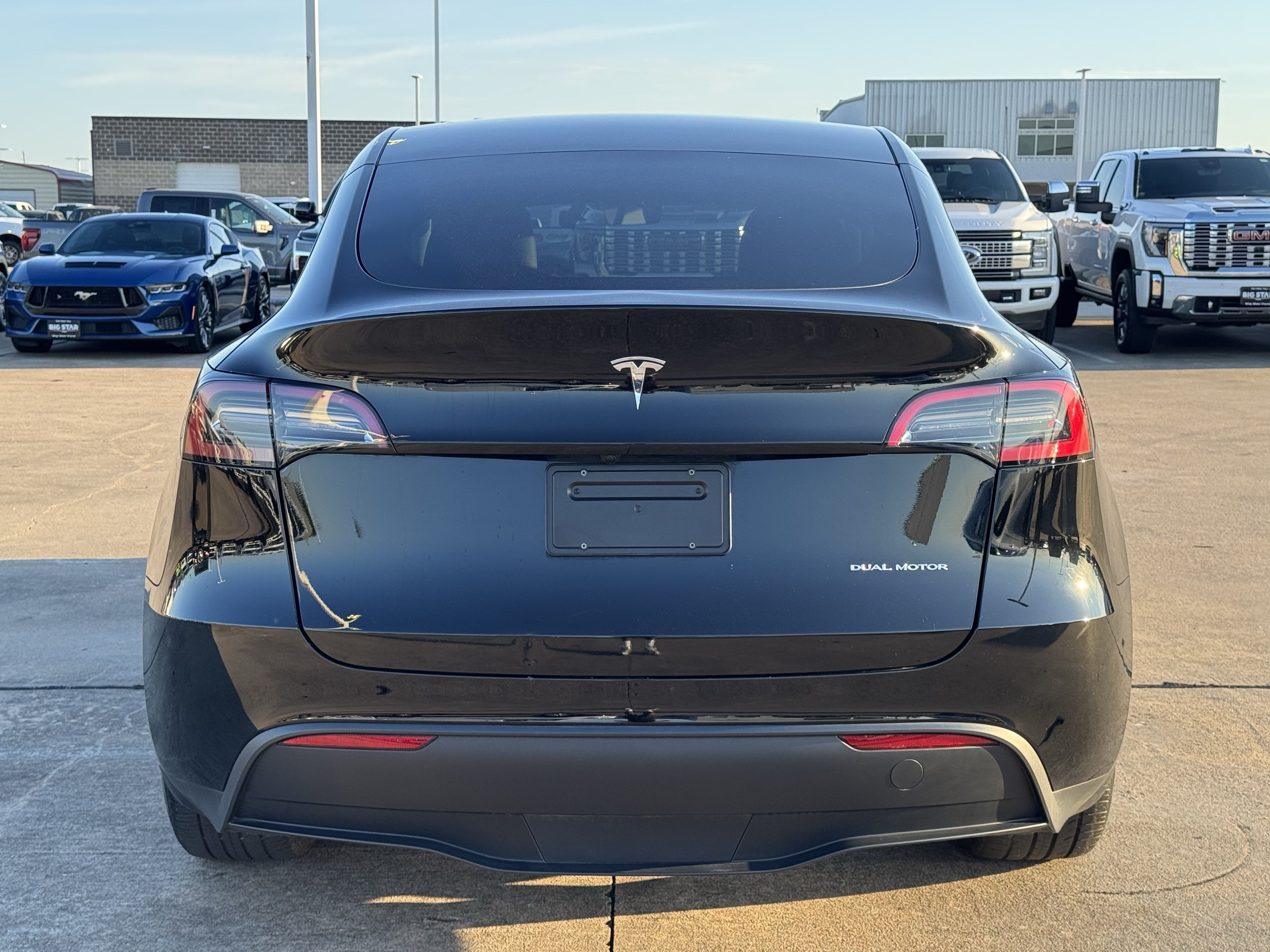 Used 2023 Tesla Model Y Long Range AWD/4WD image 9