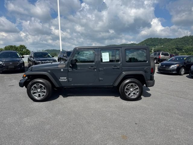 Used 2017 Jeep Wrangler Unlimited Sport AWD/4WD image 5