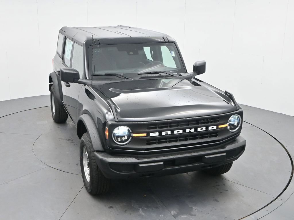 New 2025 Ford Bronco 4-Door AWD/4WD image 24