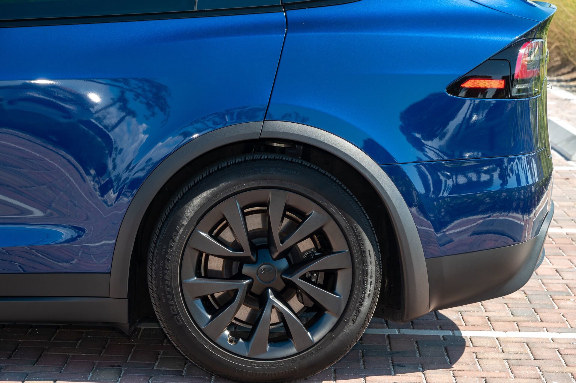 Used 2022 Tesla Model X Long Range image 42