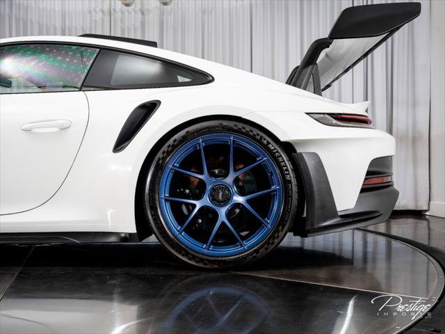Used 2025 Porsche 911 GT3 RS RWD image 9