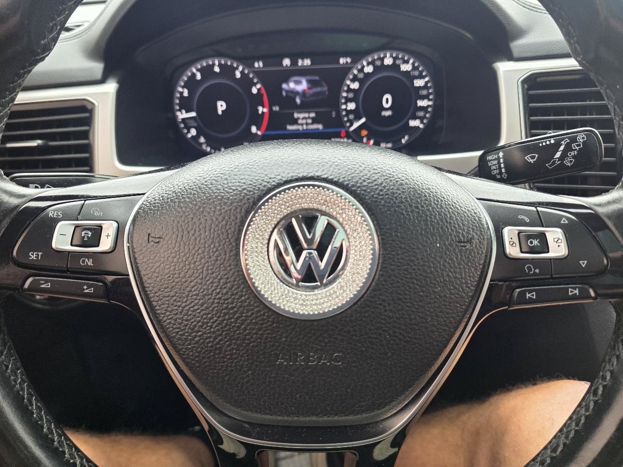 Used 2018 Volkswagen Atlas SEL Premium AWD/4WD image 17
