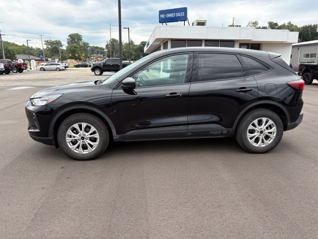 Used 2025 Ford Escape Active AWD/4WD image 2