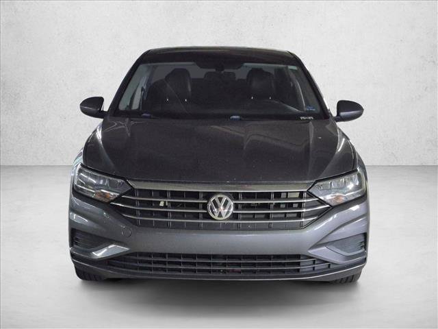 Used 2020 Volkswagen Jetta SE w/ SE Cold Weather Package FWD video 2