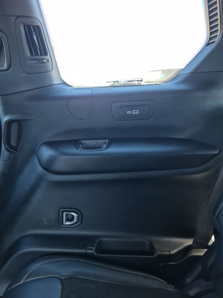 Used 2023 Jeep Grand Cherokee L Altitude AWD/4WD image 58