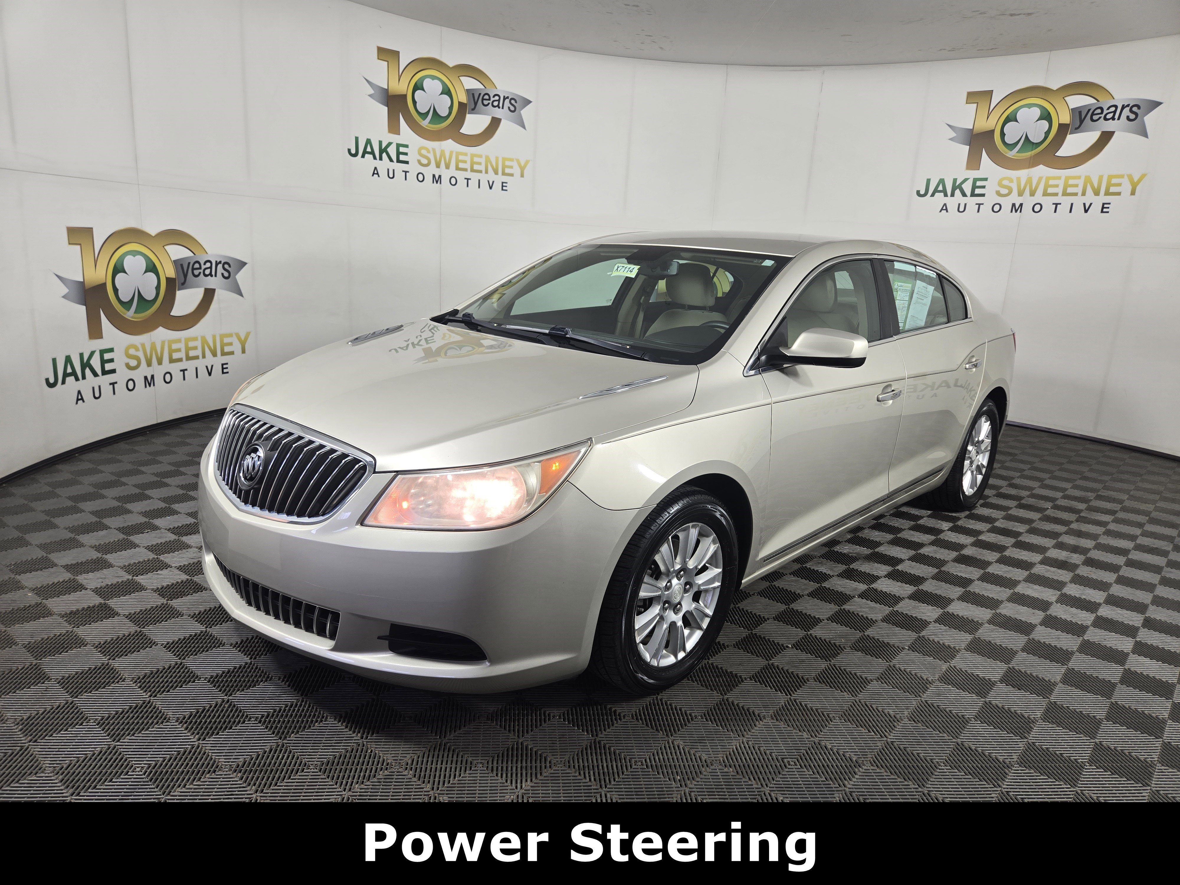 Used 2013 Buick LaCrosse image 4